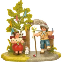 Hubrig Volkskunst Neuheiten | Holzfiguren & Dekofiguren*Figur Jahreszeiten - Frühling, 13 cm, von