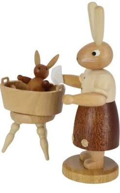 Müller Kleinkunst Neuheiten | Osterhasen*Osterhase - Mutter mit badendem Kind, 11 cm, von