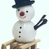 SEIFFENcom by Nestler GmbH Neuheiten | Weihnachtsfiguren*Schneemann mit Schlitten von SEIFFEN.COM